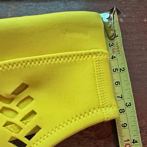 Sports Illustrated Small Yellow Bikini BOTTOM ONLY Small Keyhole and open back - Picture 8 of 9